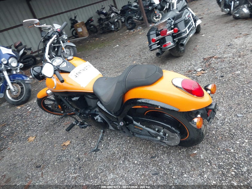 KAWASAKI VN900 2021