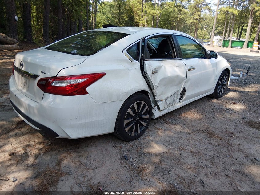 2018 NISSAN ALTIMA auction photo 4