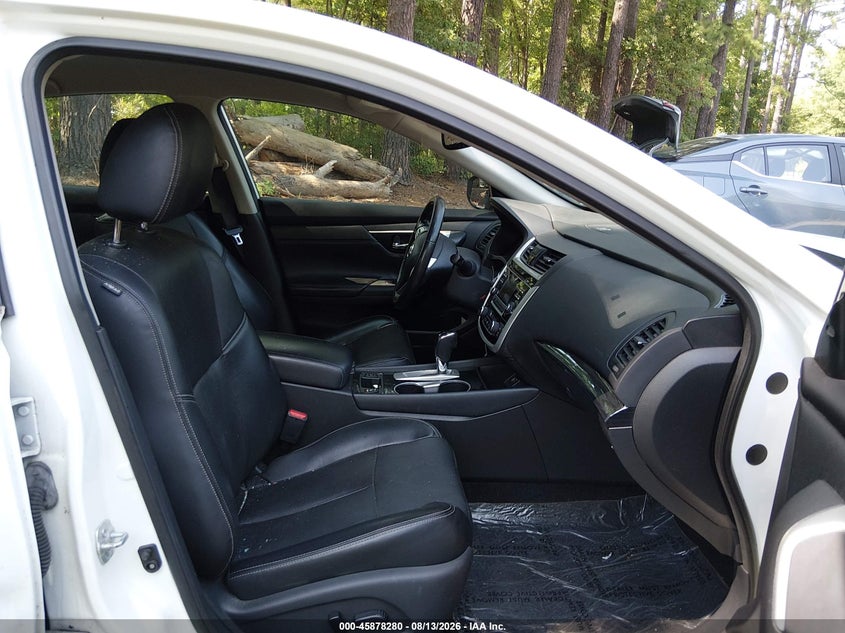 2018 NISSAN ALTIMA auction photo 5