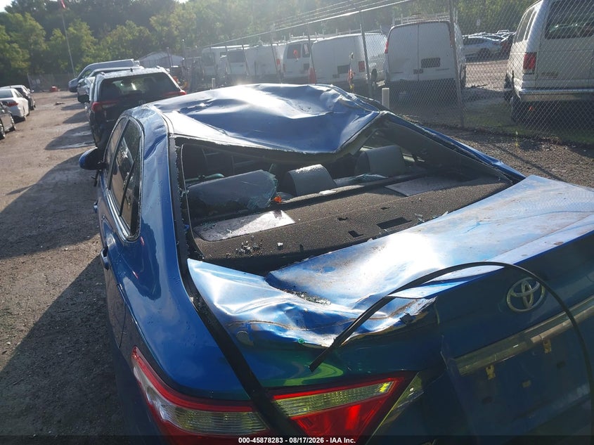 TOYOTA CAMRY - zdjęcie 6