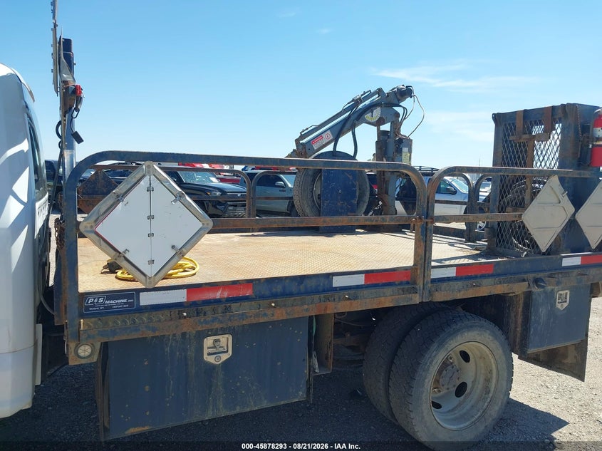 2017 FORD F-550 CHASSIS auction photo 6