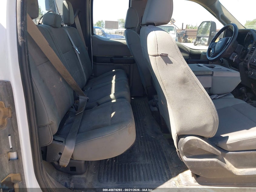 2017 FORD F-550 CHASSIS auction photo 8