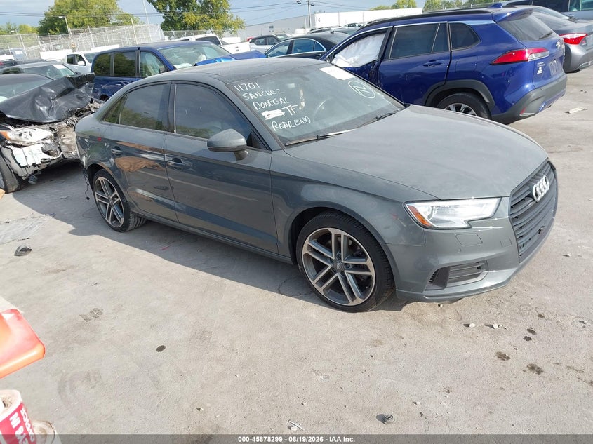 Vin: wauaugff5la103973, lot: 46377295, audi a3 premium 40 tfsi front-wheel drive s tronic 2020 img_1