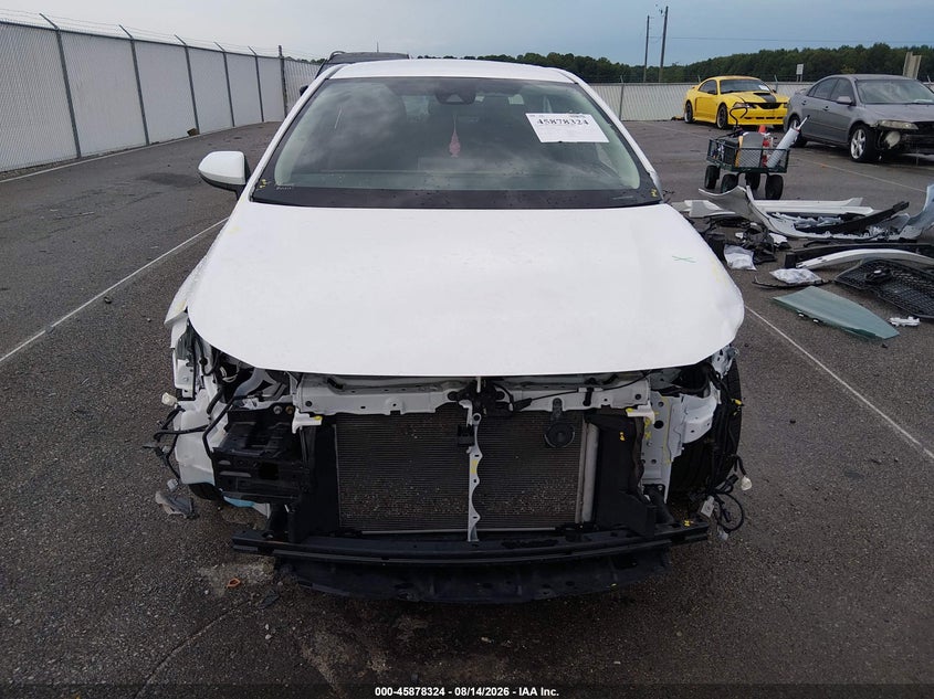 TOYOTA COROLLA - zdjęcie 13