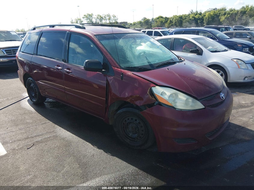 2007 TOYOTA SIENNA auction photo 1