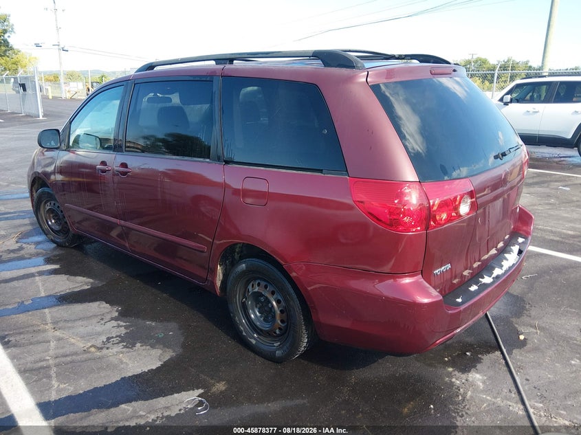 2007 TOYOTA SIENNA auction photo 3