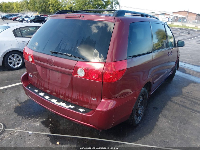 2007 TOYOTA SIENNA auction photo 4
