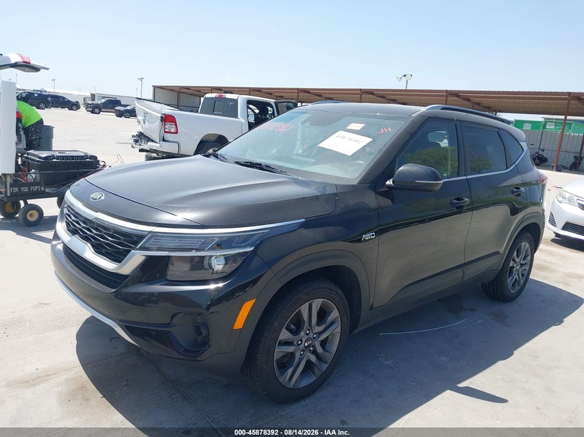 2021 Kia Seltos, Right Rear, IAAI, VIN KNDEUCAA4M7123025 — photo 2