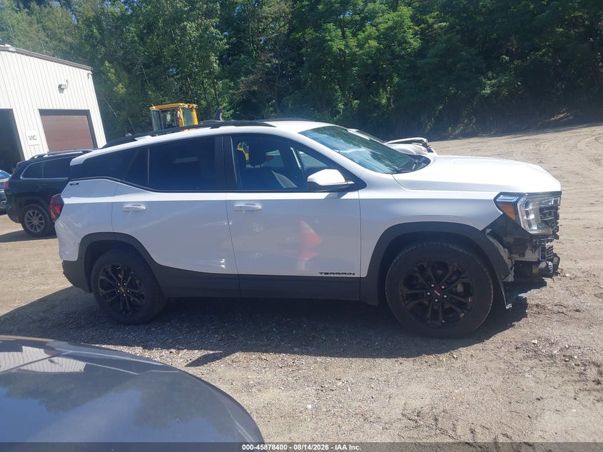 2022 GMC TERRAIN AWD SLE · Фото 14
