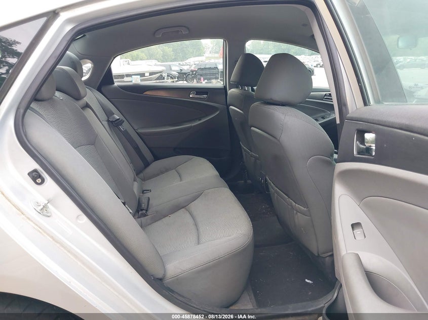 2011 HYUNDAI SONATA HYBRID auction photo 8