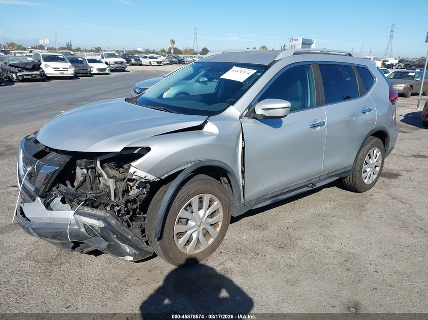2017 Nissan Rogue, Front End, IAAI, VIN 5N1AT2MN0HC740795 — photo 2
