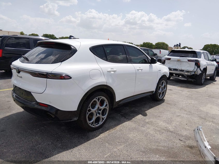 Vin: zaspatdw0r3043149, lot: 46377579, alfa romeo tonale veloce eawd 20244