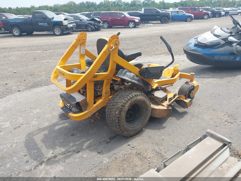 2020 CUB CADET ULTIMA ZTX4-60 ZERO TURN MOWER auction photo 4
