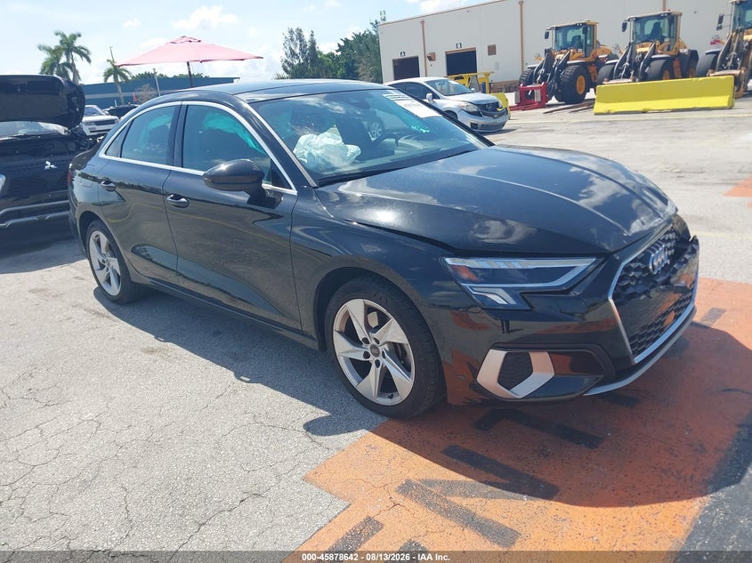 Vin: wauaudgyxra128326, lot: 46377638, audi a3 premium 40 tfsi front-wheel drive s tronic 2024 img_1