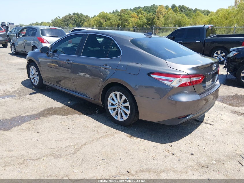 2020 TOYOTA CAMRY auction photo 3