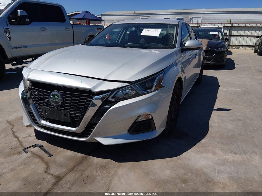 2020 Nissan Altima, Front End, IAAI, VIN 1N4BL4BV3LC267528 — photo 2