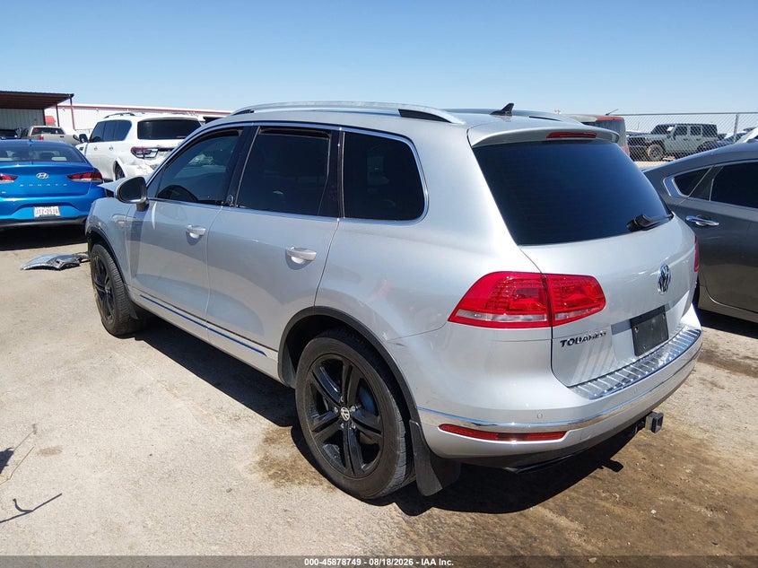 Vin: wvgrf7bp2hd006195, lot: 46377745, volkswagen touareg v6 wolfsburg edition 20173