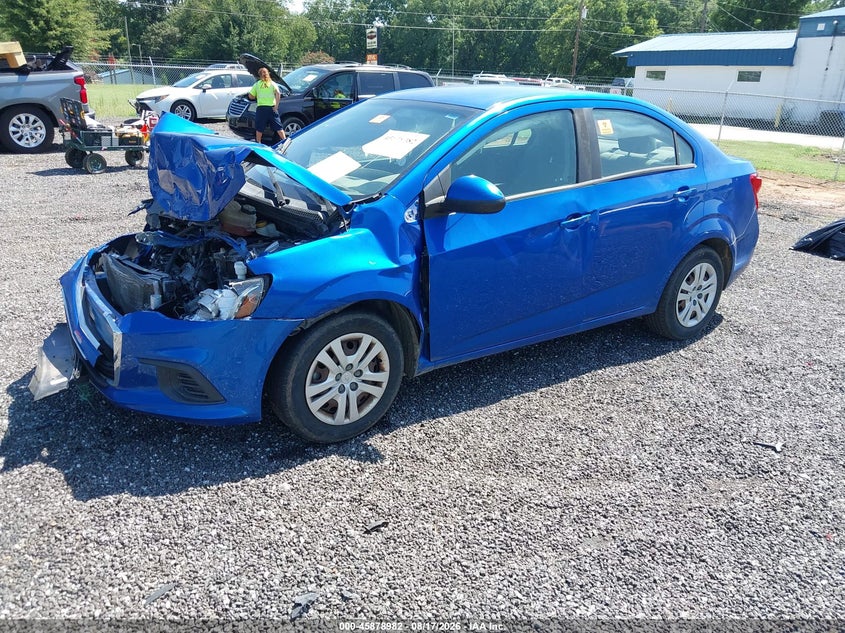 2020 Chevrolet Sonic, Front End, IAAI, VIN 1G1JB5SB7L4142264 — photo 2