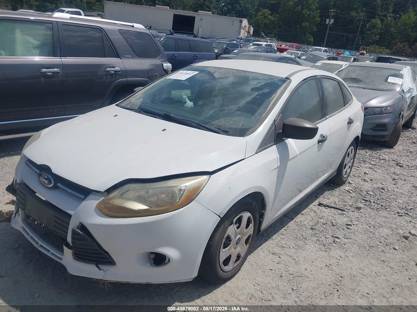 2013 Ford Focus, Front End, IAAI, VIN 1FADP3E24DL378731 — photo 2