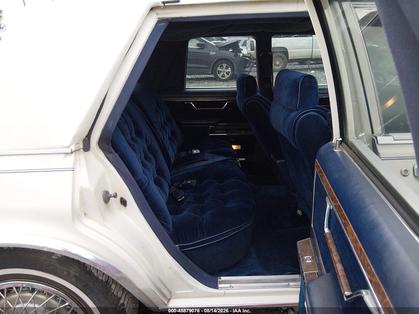 1986 CHRYSLER FIFTH AVENUE auction photo 8