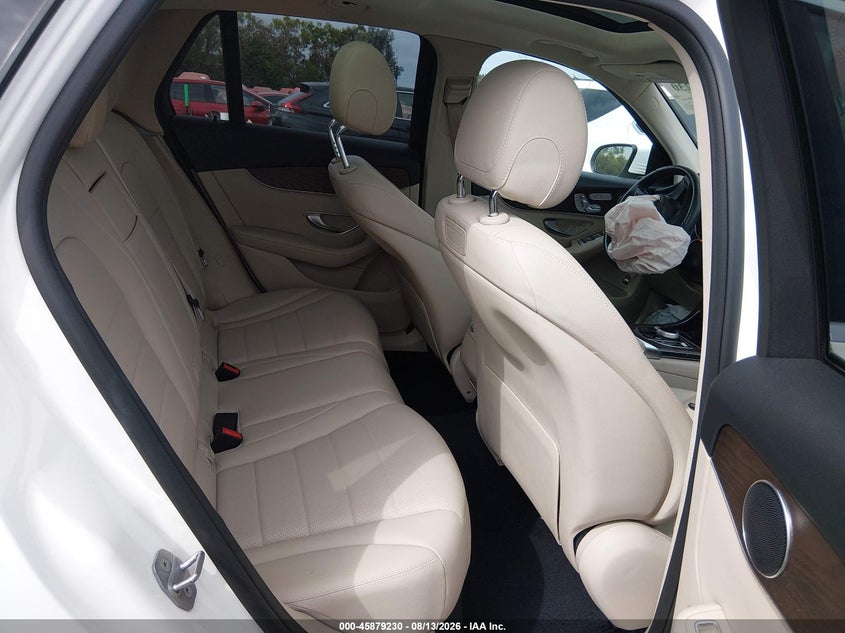 2019 MERCEDES-BENZ GLC 300 auction photo 8