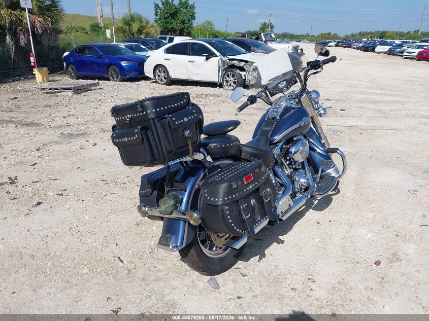 2003 HARLEY-DAVIDSON FLSTCI auction photo 4