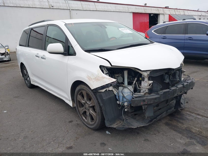 Vin: 5tdxz3dcxjs917276, lot: 46378345, toyota sienna se 8 passenger 20181