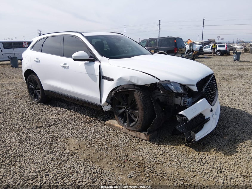 JAGUAR F-PACE - zdjęcie 1
