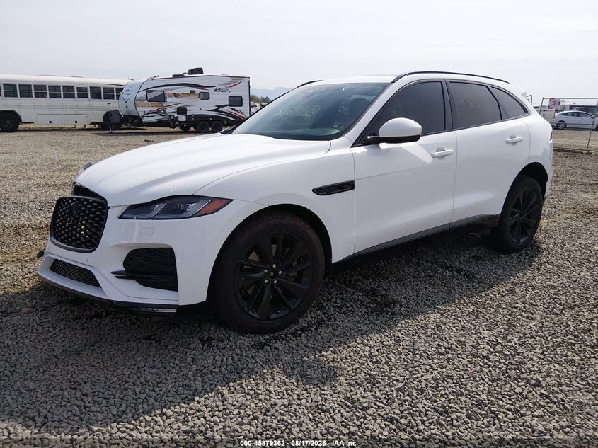 JAGUAR F-PACE - zdjęcie 2