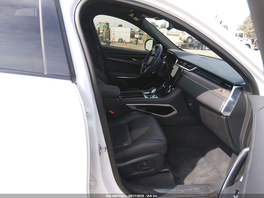 JAGUAR F-PACE - zdjęcie 5