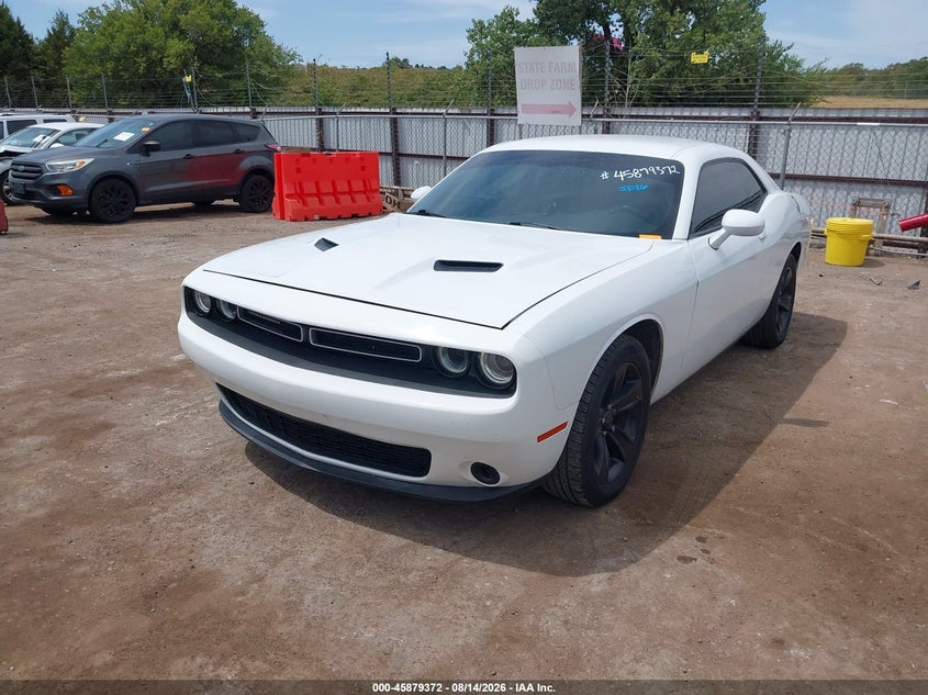 2016 Dodge Challenger, Hail, IAAI, VIN 2C3CDZAG2GH137498 — photo 2