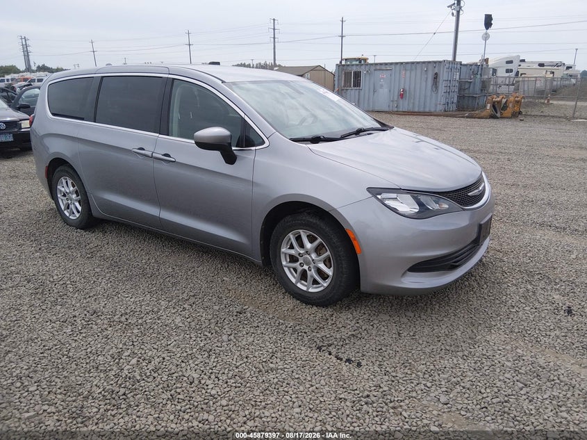 2019 CHRYSLER PACIFICA auction photo 1