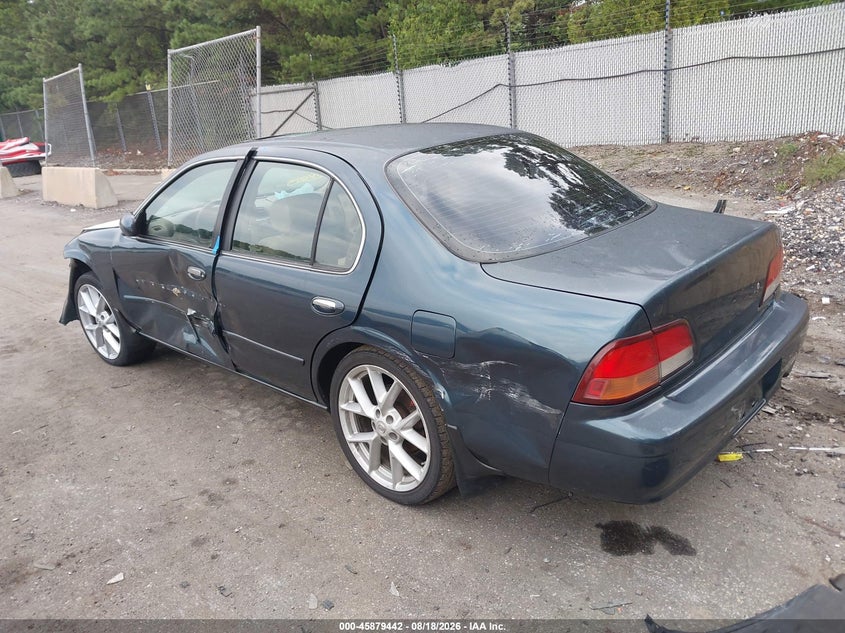 1997 NISSAN MAXIMA auction photo 3