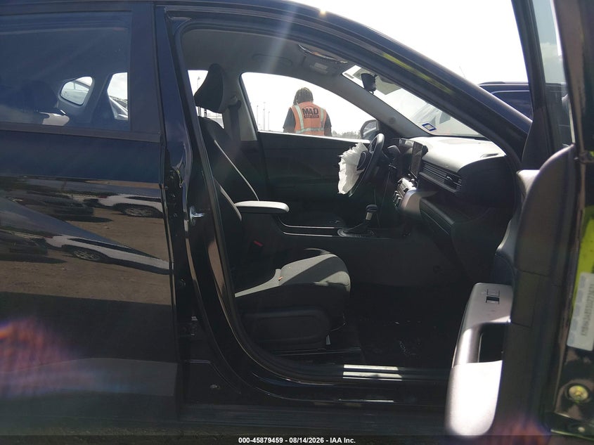 2025 HYUNDAI KONA auction photo 5