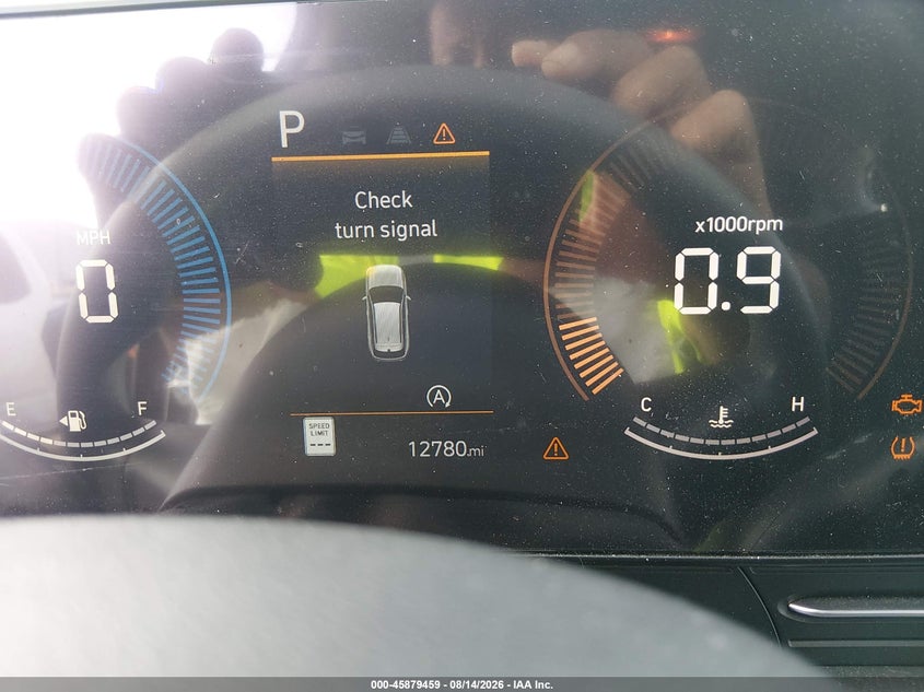 2025 HYUNDAI KONA auction photo 7
