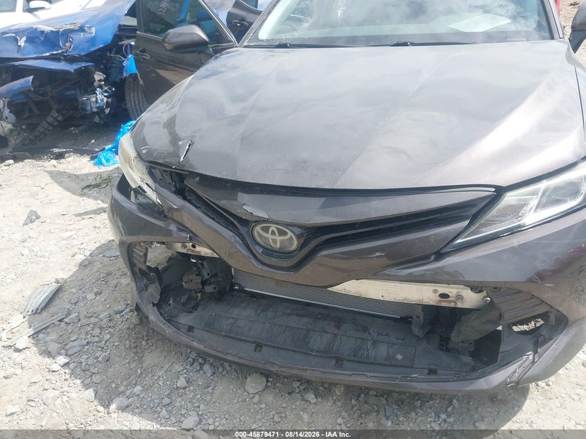 2018 TOYOTA CAMRY auction photo 6