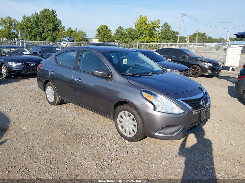 2017 NISSAN VERSA auction photo 1