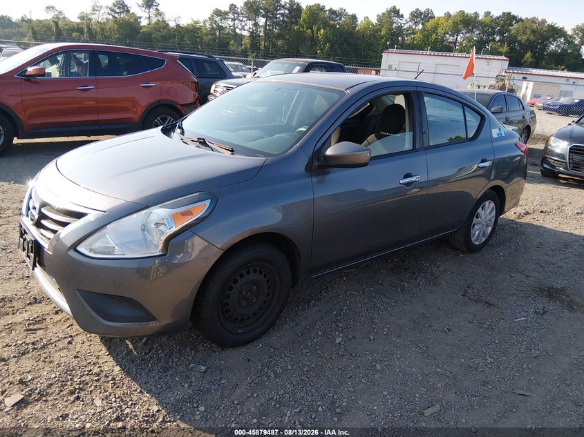 2017 NISSAN VERSA auction photo 2