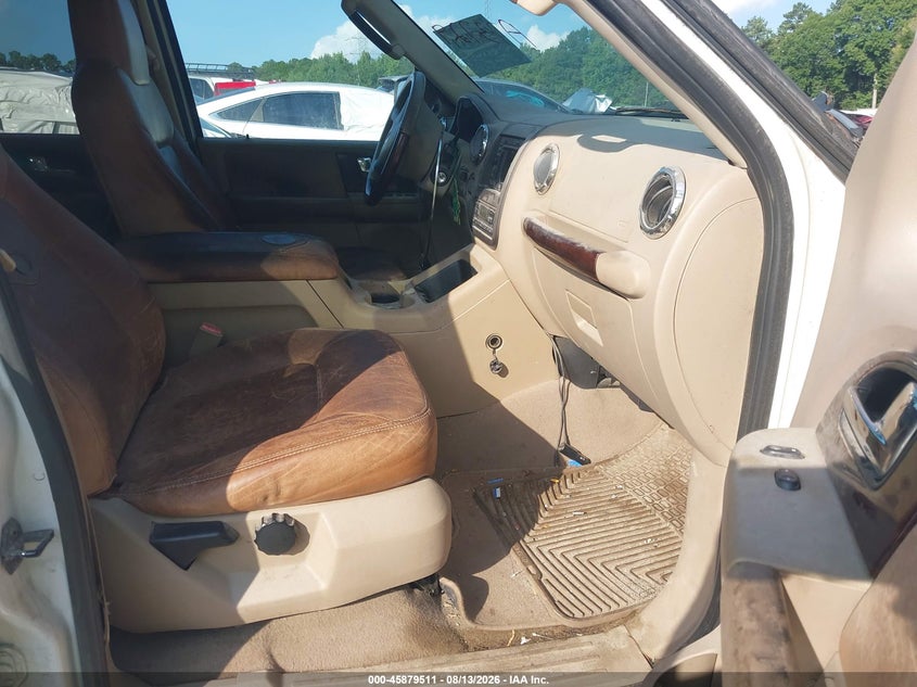 FORD EXPEDITION 2007 VIN 1FMFU17557LA73729