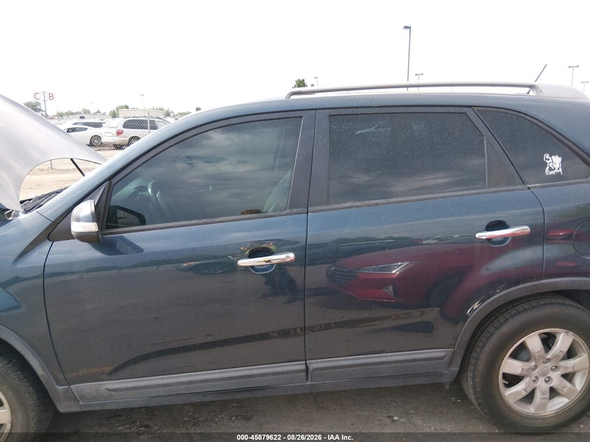 2012 KIA SORENTO auction photo 6