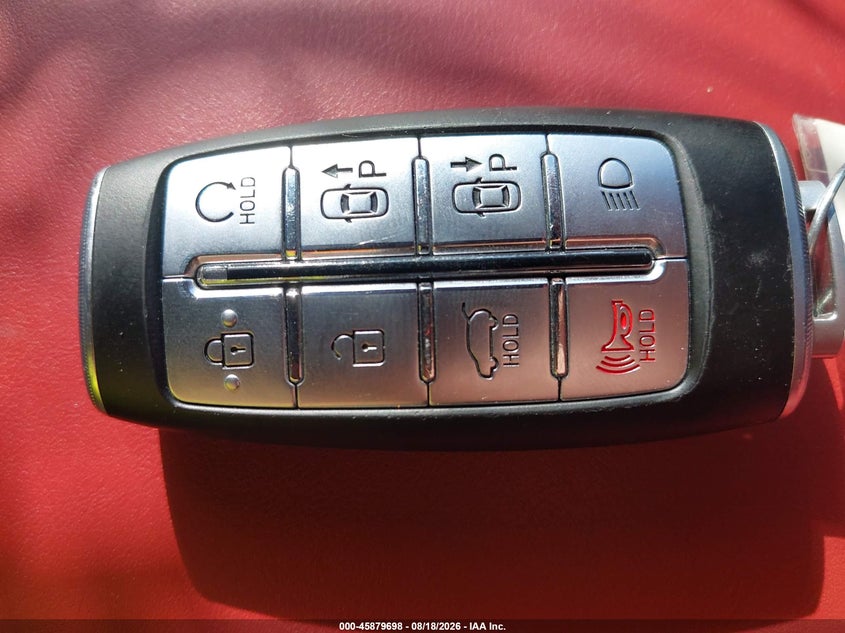 Photo 11 - GENESIS GV70