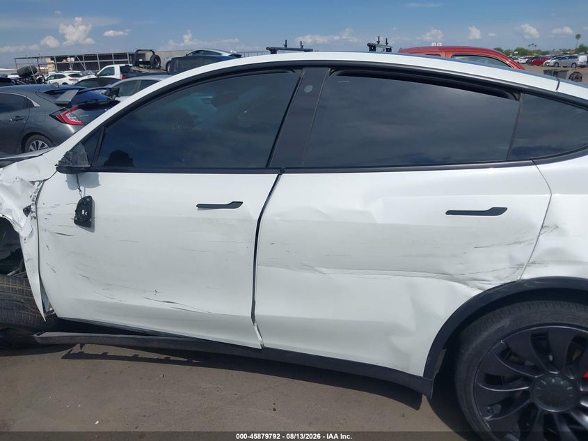 TESLA MODEL Y 2021 VIN 5YJYGDEF9MF252565