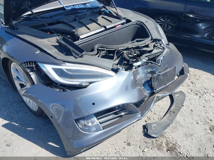 TESLA MODEL S 2018 VIN 5YJSA1E26JF298031