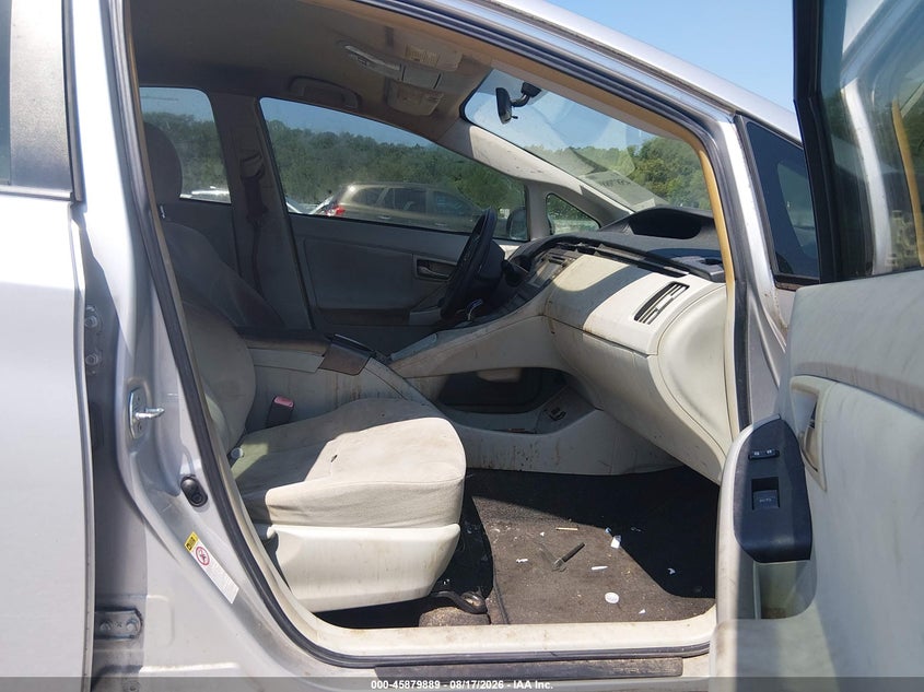2012 TOYOTA PRIUS auction photo 5