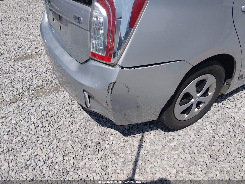 2012 TOYOTA PRIUS auction photo 6