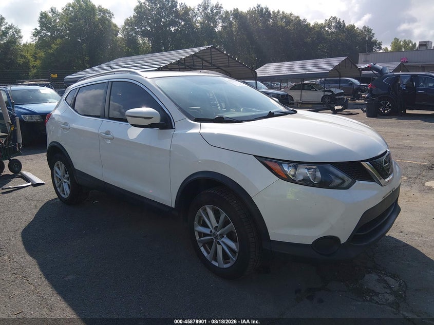 Vin: jn1bj1cr4jw267617, lot: 46378897, nissan rogue sport sv 20181