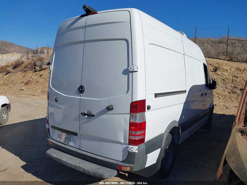 2015 MERCEDES-BENZ SPRINTER 3500 auction photo 4
