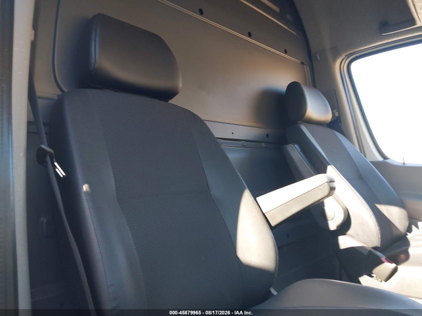2015 MERCEDES-BENZ SPRINTER 3500 auction photo 7