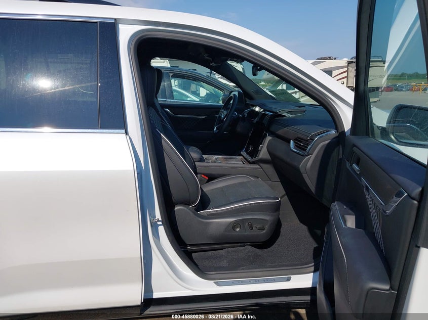 2025 GMC ACADIA auction photo 5