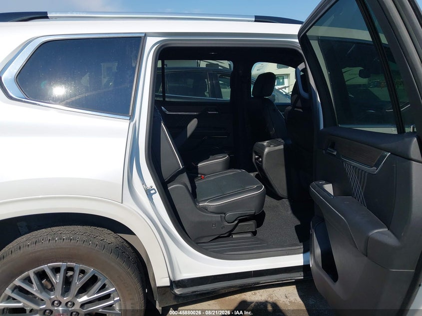 2025 GMC ACADIA auction photo 8